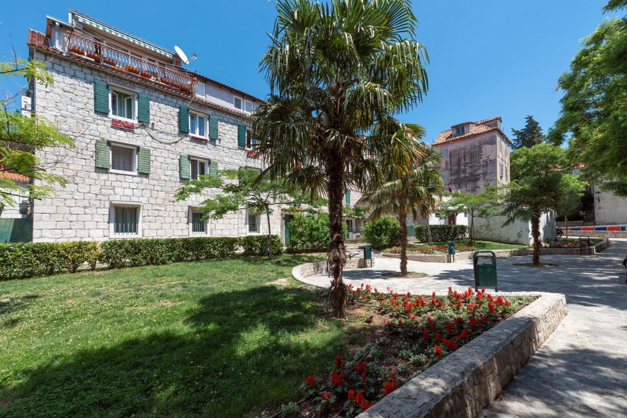 Palazzo D Apartments Spalato Esterno foto